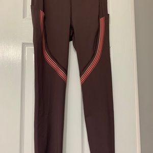 Fast and Free High Rise Reflective Crop 23.